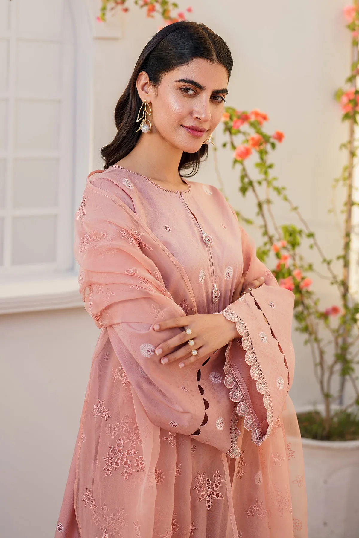 EMBROIDERED JACQUARD LAWN UF-641